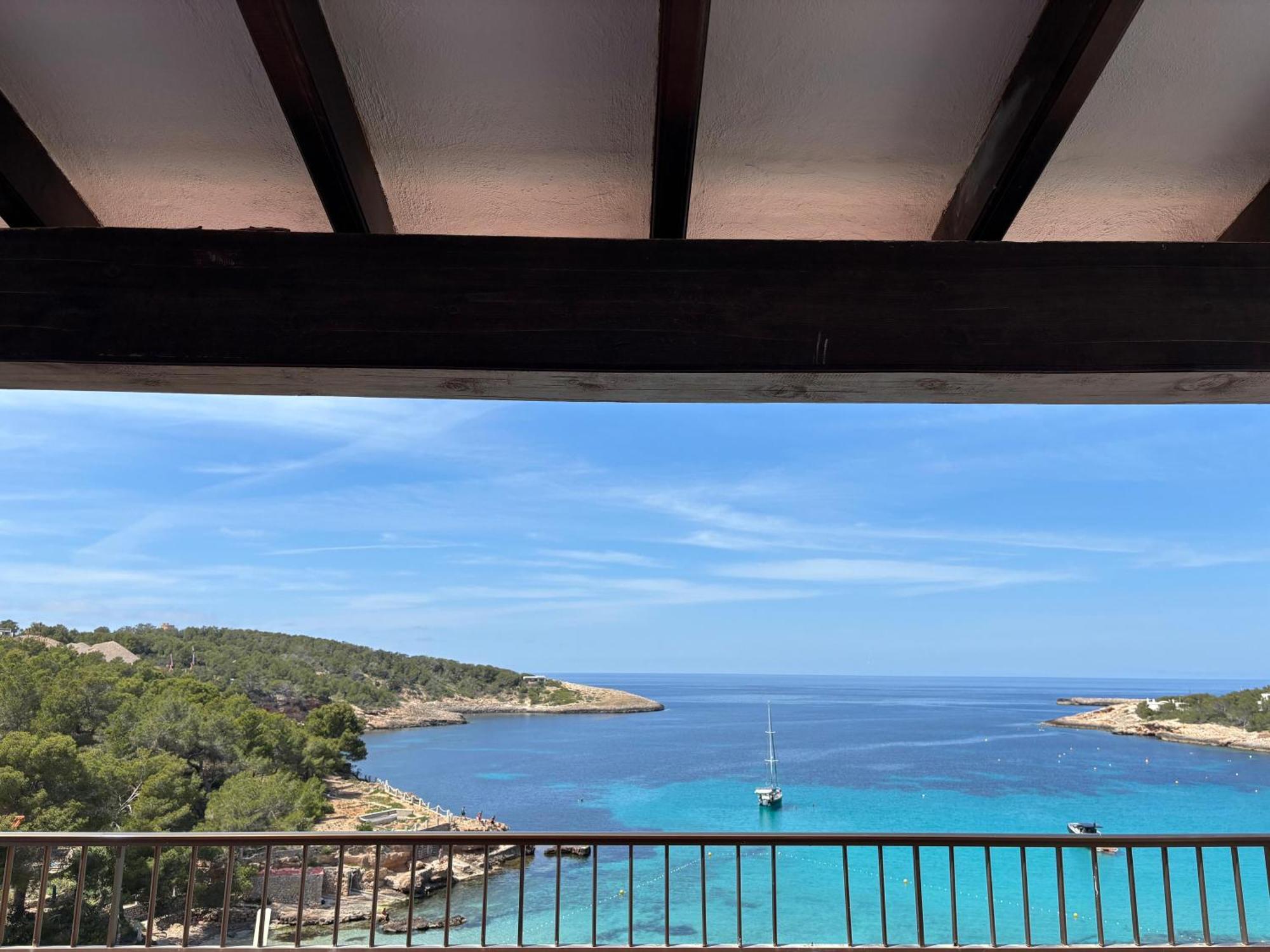 Es Grop Apartamentos Portinatx Bagian luar foto